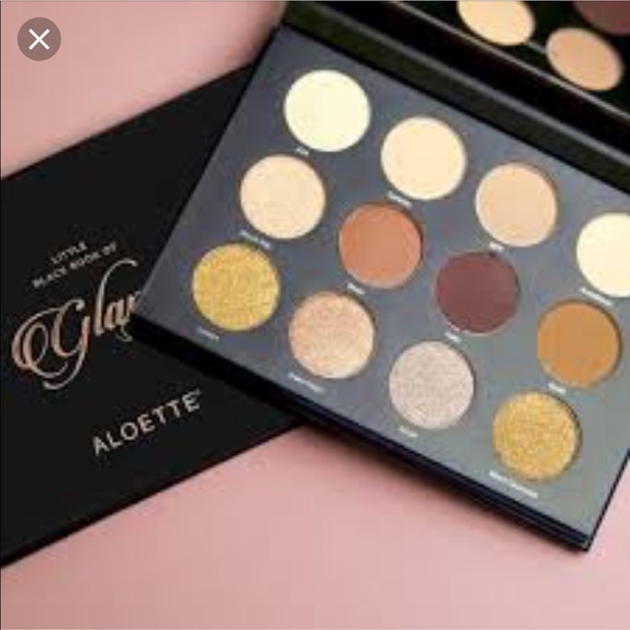 aloette Other - Aloette eye shadow palette